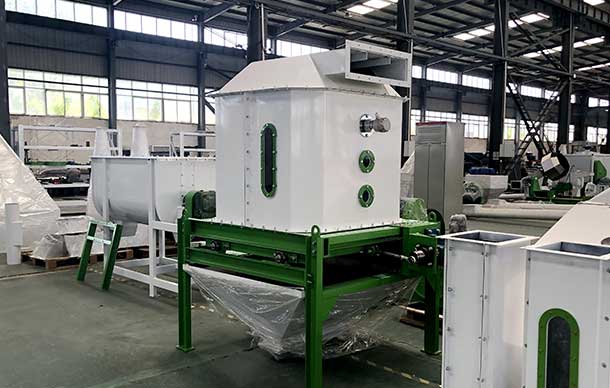 Cooling machine feed pellet line