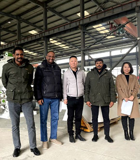 Oman customers visit our factory