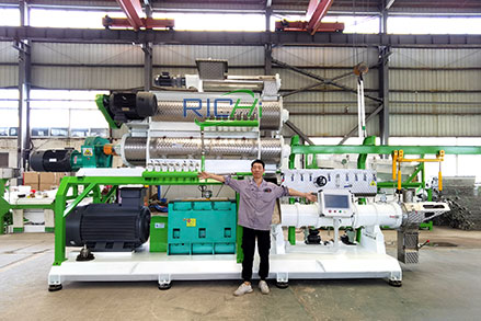 11-12-ton-twin-screw-extruder