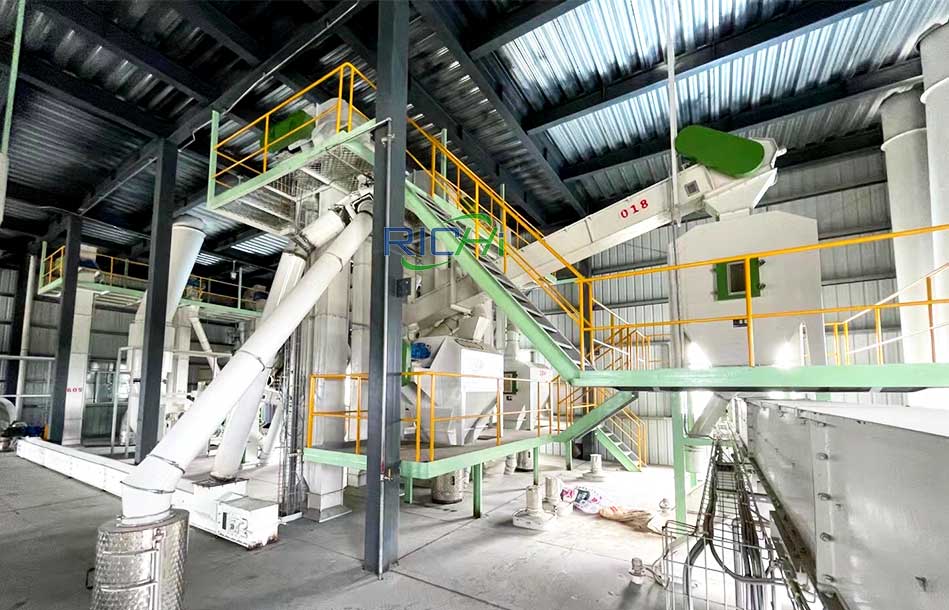 3-5 tons fish feed plant